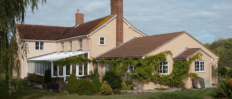 Ridge Farm Annexe adjoins the main house,  set in it's own 3 acres of land