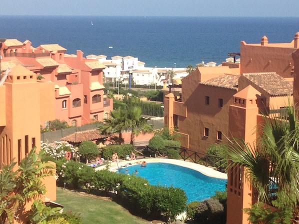 VISTAS AL MAR DESDE LA TERRAZA DEL APARTAMENTO