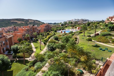 Herrliche Casares Del Sol Penthouse mit privater Dachterrasse