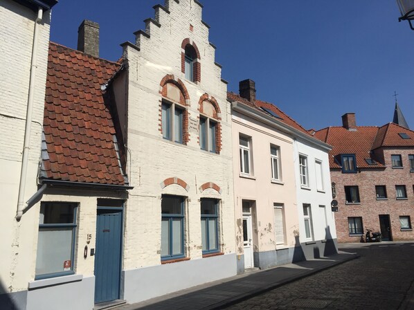 De Hoedenmaker, Bruges