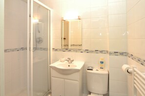 En-suite shower room