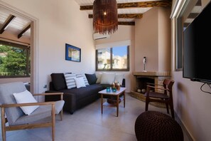 Living room (2)