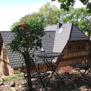 Bonito apartamento para parejas en la nueva casa de entramado de madera en Altenburger Land