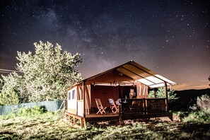 Lodge sous la voie lactée