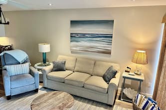 Ground floor Kihei condo~ updated one bedroom. Hale Kamaole. Updated gem!