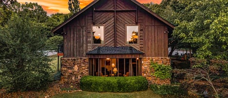 Former Church nestled @ foot of Mt. Sequoyah
Converted to 5100 SF Luxury Lodge