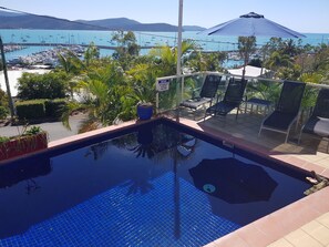 Infinity pool