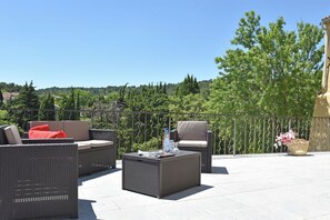 Terrasse / Balkon