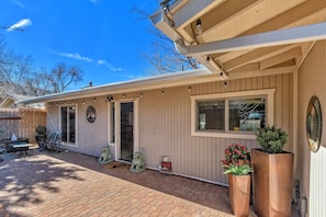 Front patio with feeding and main entry