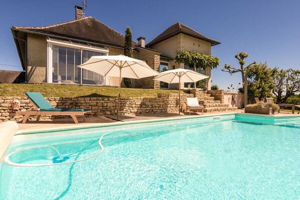 Extérieur maison de vacances [été]