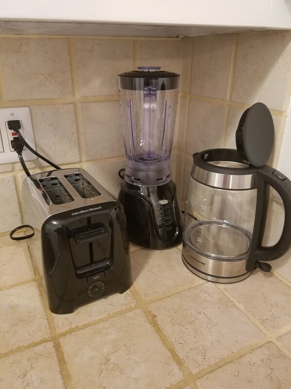 Kaffee und/oder Kaffeemaschine