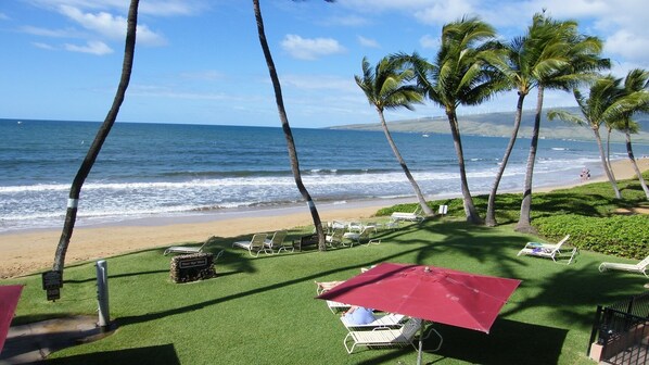 BEACHFRONT 2 bathrooms!