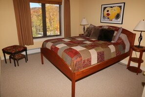 Queen Guest Bedroom with private bath