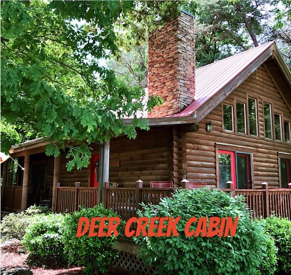 Delightful Deer Creek Cabin! Come stay awhile!