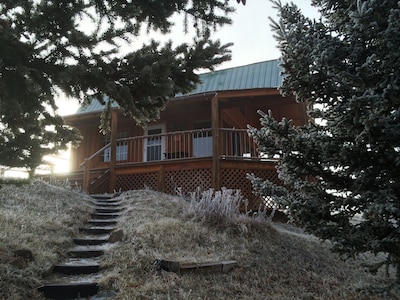 Wilderness Spirit Cabins, LLC-'Eagle Nest'- Heavenly Mountain Views