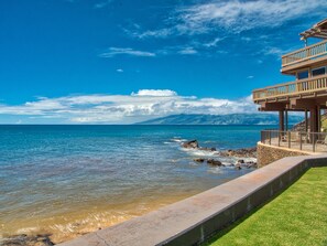 Keoni Nu'i Bay 