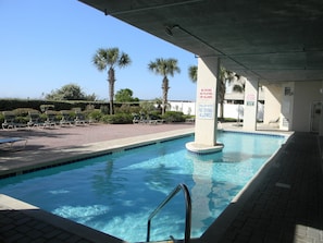 Outdoor oceanfront pool