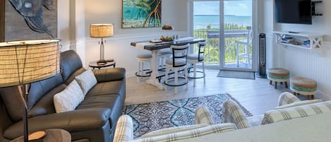Newly decorated in 2024! We LOVE our new look with an unobstructed ocean view!