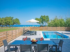 Beach villas in Rethymno Crete 