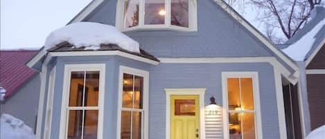 Downtown Crested Butte Home Rental Cheery and Bright inside and out