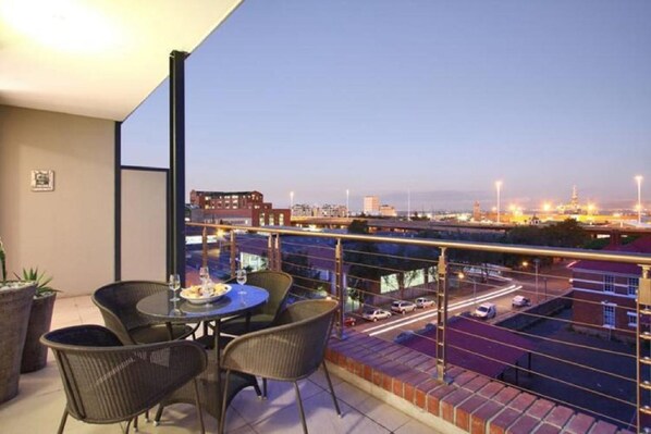 Balcony with Sea & Harbour view