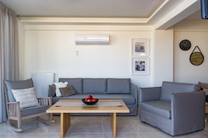 Blue oyster beach villas, Rethymno Crete ,Living room