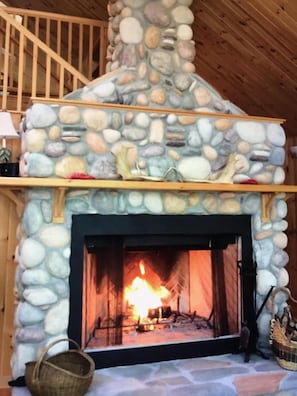 Huge 2 storyFieldstone Fireplace in Living Room