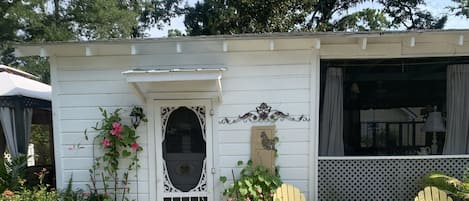 Entrance TINY HOUSE LIVING . The Pigeon Nest 2202 Pigeon Point Rd