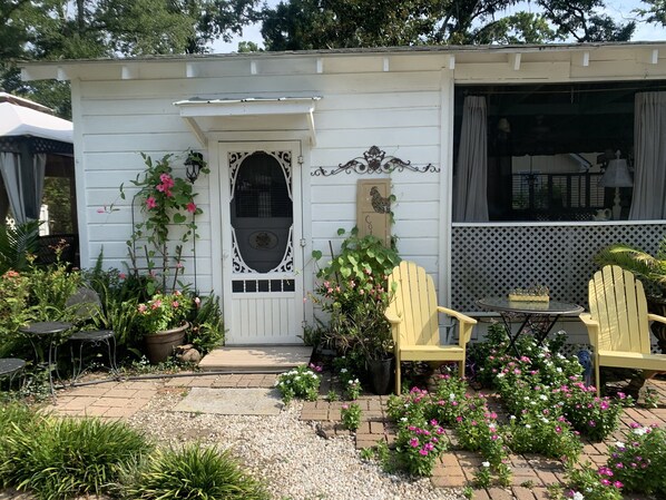 Entrance TINY HOUSE LIVING . The Pigeon Nest 2202 Pigeon Point Rd