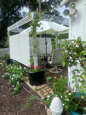 Private outdoor dining area