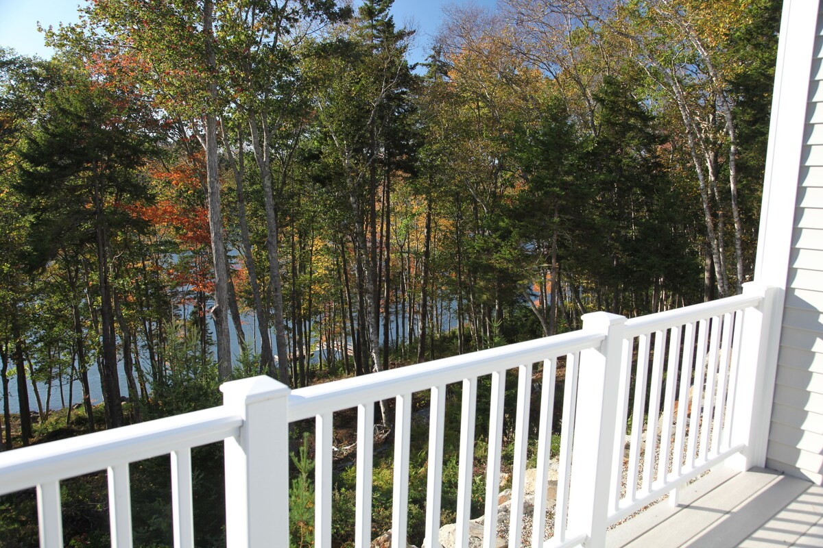 Immaculate Boothbay Region Waterfront Home With Electric Vehicle Charging