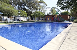 Utomhuspool