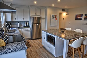 Newly remodeled kitchen.