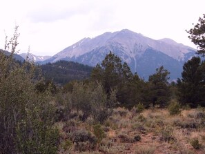 Awesome view of Mt. Shavano & MM backyard from back deck!