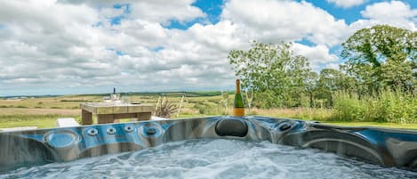 Baignoire à remous extérieure