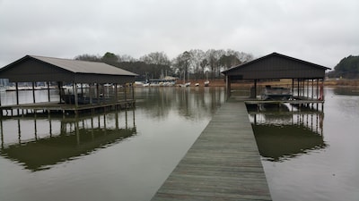 Directly On Lake Guntersville! Boat House Included! Convenience Meets Luxury!