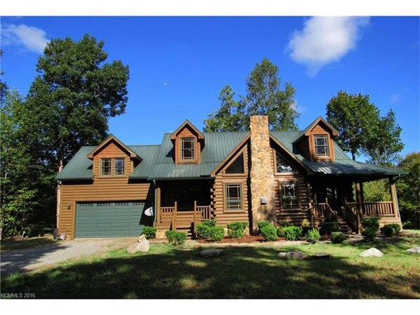 Front of Log Cabin - porch on front and back