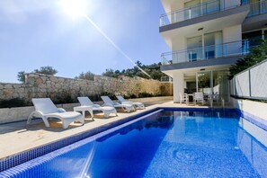 Lareg private pool and terrace with double aspect accomodation over 2 floors