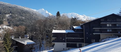 Vue de l'appartement - pieds aux skis