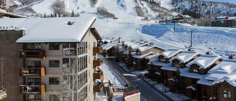 Bronze Tree 506: View from balcony of ski slopes