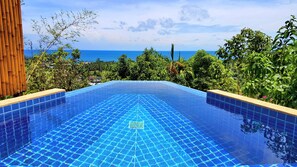 Utomhuspool