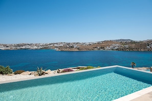 Private pool