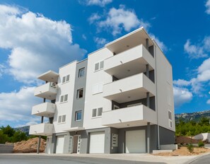 施設の正面