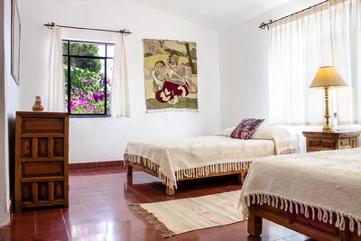 Villa Xochimilco-Mexican Colonial Home-Great Location, perfecto para familias-piscina