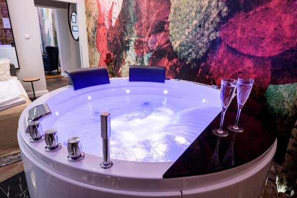 Eigener Whirlpool