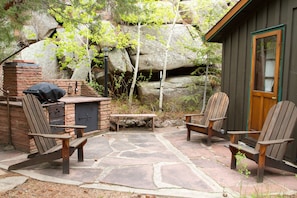 Adjoining Patio with Grill. 