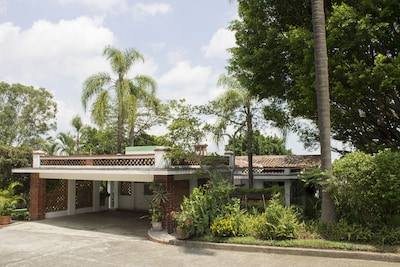 Villa Amecameca-Mexican Colonial Home-Gran ubicación, perfecto para familias y mascotas