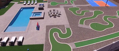 [Resort Property] with Mini Golf, Basketball, Pickleball, Bowling, Pool, Hot Tub, Fire pit, and more!