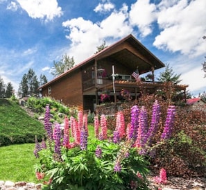 SUN ROAD CABIN, OUR LARGEST UNIT