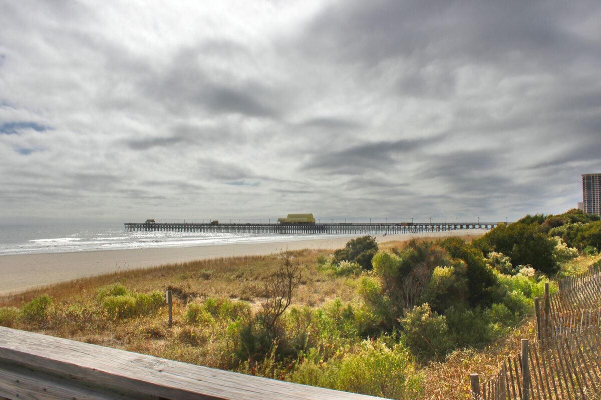 Luxury Large Oceanview, Playstation, XBOX, Netflix, Wifi, at Kingston Plantation